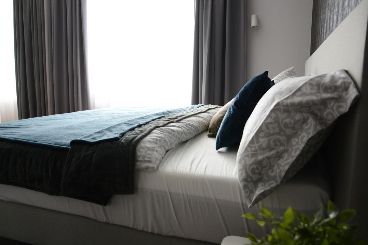 Premium Apartment Near Banska Bystrica Square With Two Big Bedrooms Exterior photo